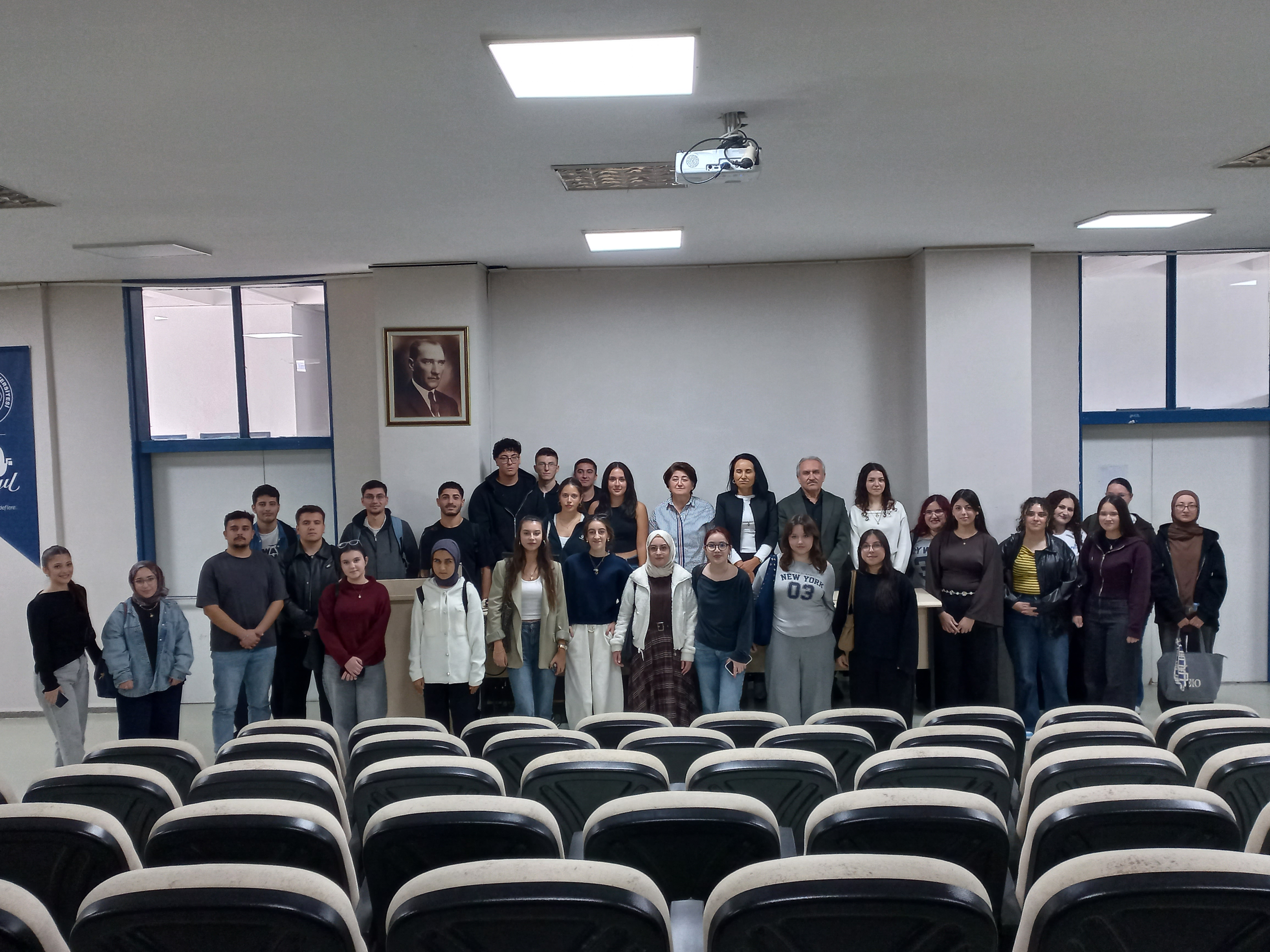 ARAMIZA YENİ KATILAN ÖĞRENCİLERİMİZ İÇİN ORYANTASYON ETKİNLİĞİ DÜZENLENDİ